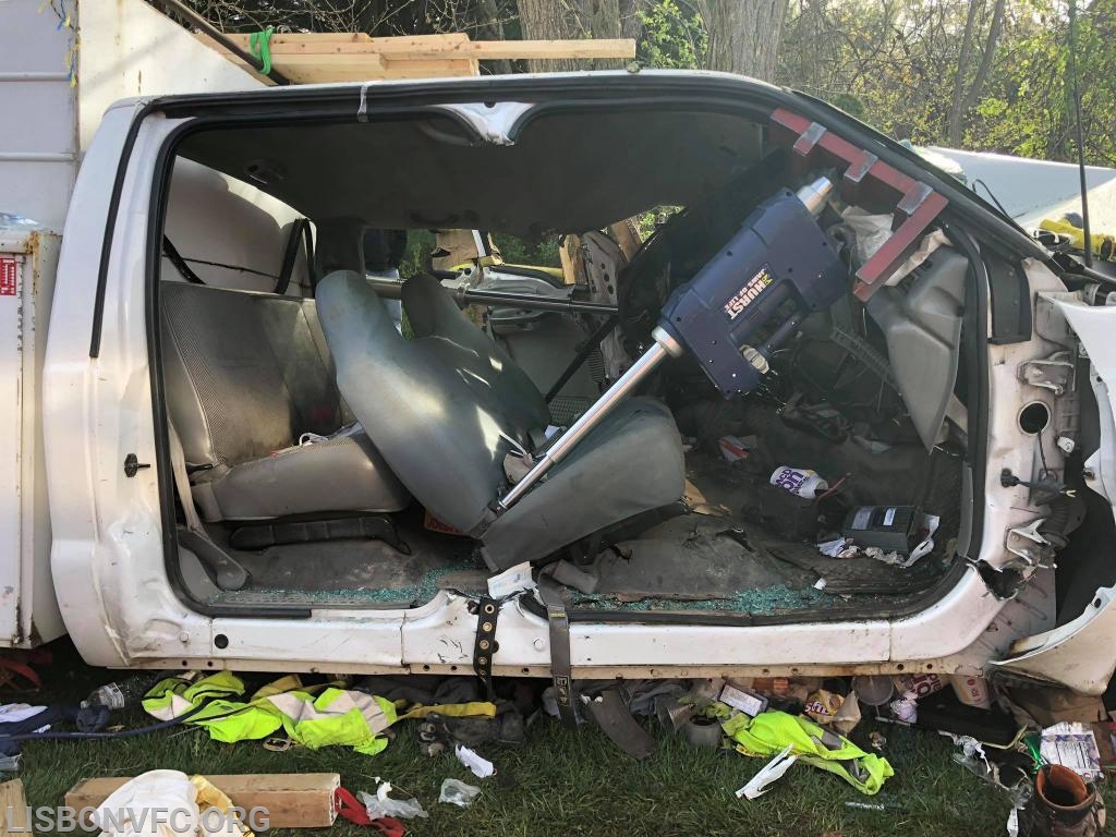 4/16/2019 MVC with Entrapment 3800 Block Mt. Airy Drive (The Shock Trauma Go Team responded to this incident)