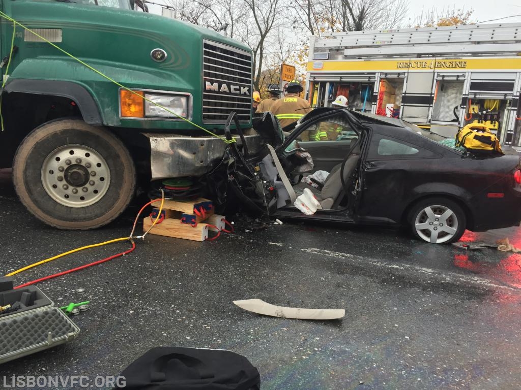 11/10/2015 MVC with Entrapment on Rt.94 between Rt 144 and I-70