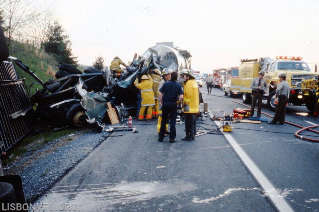 4/27/1989 Tanker Rollover on I-70